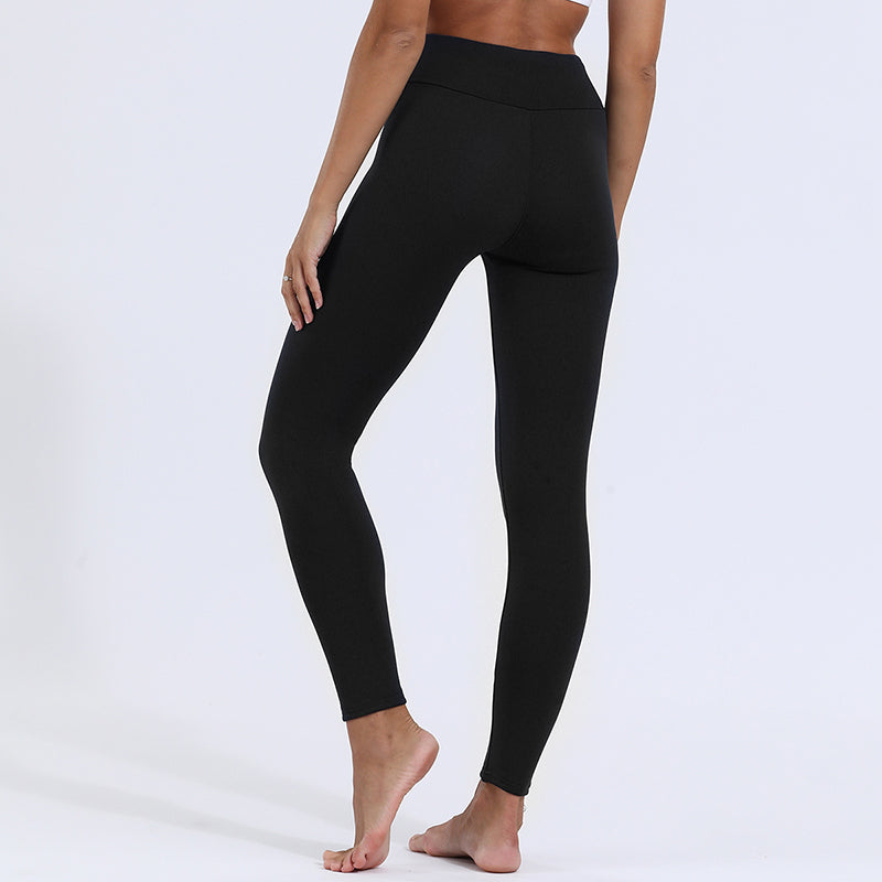 HeatWrap Elegance: Die Ultimativen Thermo-Leggings für Stil und Wärme!